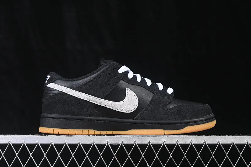All Categories Nk SB Dunk Series Nk SB Dunk Low Low-top sneakers Foreign trade version Nike SB Dunk Low Raw rubber black and white Full toe layer low-top casual sneakers HF3704-003